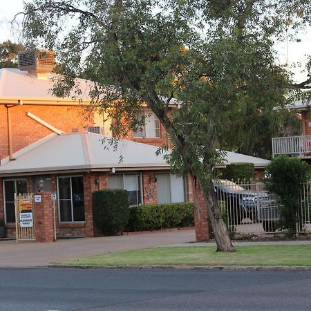 Red Cliffs Colonial Motor Lodge, Mildura Region ภายนอก รูปภาพ